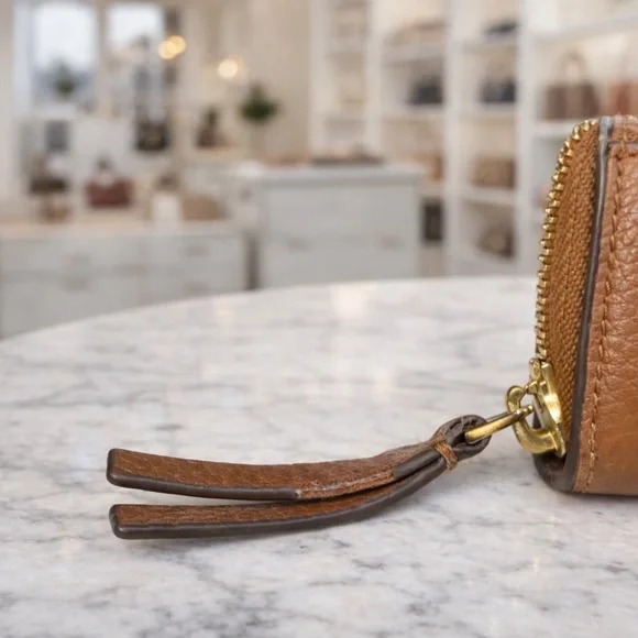 Tory Burch Embossed Tote Bag & Wallet set - Picture 4 of 8